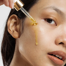 Load image into Gallery viewer, Anti-Ageing Luxury Elemi & Frankincense Facial Serum - Rich in Vitamin C